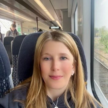 Chocolate eating, tv watching, dog loving, gym bunny kind of girl!!! Proud police dispatcher, St John's Ambulance volunteer and Mummy to two little ones