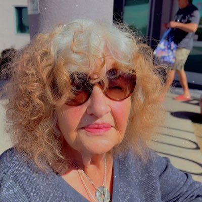 Sunnyariel2's profile picture. 