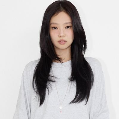 moonsjennie's profile picture. HAPPINESS