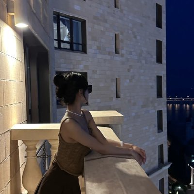Snyde_rMem's profile picture. 침묵 속 빛, 그것만으로 충분해