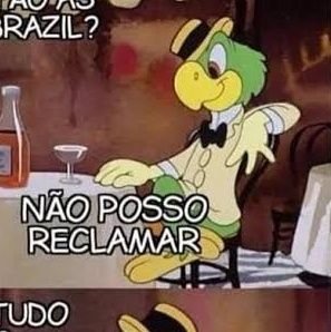 Entre a ânsia de ter, sem o tédio de possuir.