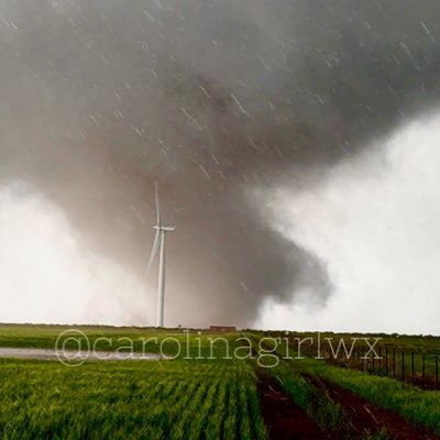 🌪️💨All things #weather⛈️❄️ |✨Aspiring meteorologist @msstate | 📚Geosciences with concentration in Broadcast/Operational Met |🌪️SKYWARN® spotter