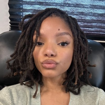black hottie ° Chloe x Halle are the moment. ° NORMANI HAS ARRIVED 🚀🚀🚀