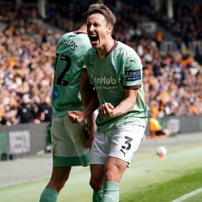 Living on the North Yorkshire coast. Family 💖 🐕 💙🐈 💙 ⚽️
#StrokeSurvivor.
Tweet about my home club - a lot. Season ticket holder at #dcfc 🖤🤍🐏