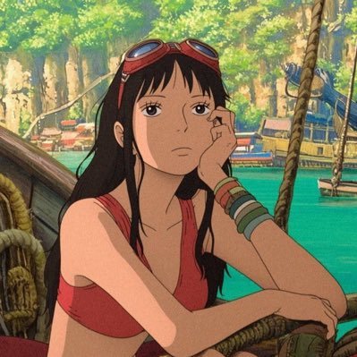 La tête dans les nuages et les yeux tournés vers les étoiles il m’arrive de rêver d’horizons lointains 🌅globetrotteuse & nageuse cinéphile à mes heures perdues
