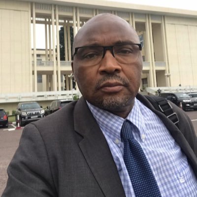 WaKuetu's profile picture. Lorsque vous êtes reconnaissant pour ce que vous avez au lieu d'être contrarié par ce que vous méritez, la vie devient vraiment belle.