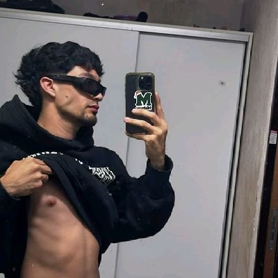 blueshadow2014's profile picture. Se vale todo 💅
Experto en ubicar gente, especialmente homofóbicos.

Buenos Aires 🇦🇷
No seas trolo man 💯