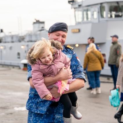 LCDR Dave de Kruijff | RNLN | Tech Management & TDL expertise | IT | MCM | Former CO MCMV's Vlaardingen, Makkum & Head of Navy TDL Office | Views are my own