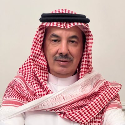 مهتم بالعقار والاقتصاد وقضايا المجتمع…ماجستير في إدارة المؤسسات الاجتماعية.