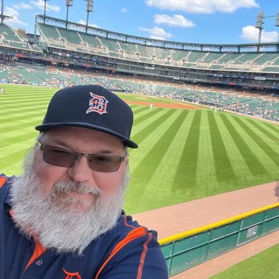 A Fan of Life, People, The Detroit Tigers, The Michigan Wolverines, and Detroit Lions but painfully I am a Jaguar Season Ticket Holder since 95 .#DTWD #ODAAT