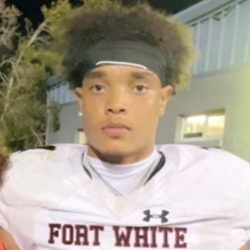 3 ⭐️Deep threat @ Fort White High school 6’2 190 3.9 Gpa 4.5 40 954-240-1635 Harvard Commit