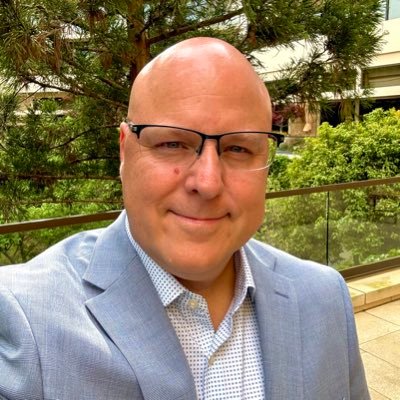 VP, Facilitation & Coaching at Take Flight Learning. Vistage speaker. I help leaders create a better world of work through DISC, EQ & intentional Team Building.