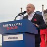 MichalCichy's profile picture. Prezes Okręgu Świętokrzyskiego Konfederacja Nowa Nadzieja. Ojciec trójki dzieci. Dziennikarz sportowy, politolog 🇵🇱 Ulubione tematy: obronność i sporty walki.