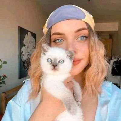 xffujgff's profile picture. وعند عزة نفسي ينتهي الف شعور وسلام عليكم كأنكم لم تكونوا 😌♥️