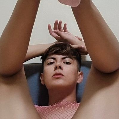 santoangel_m's profile picture. Soy un ser sagrado en un cuerpo pagano. ✟