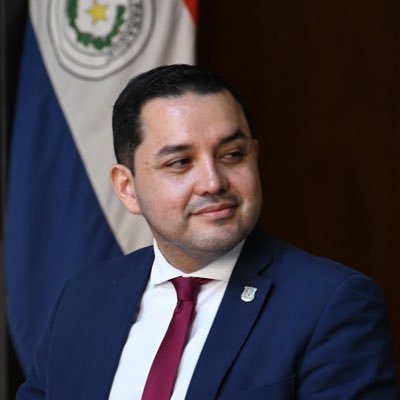 Intendente de Asunción .🇦🇹 Dios, familia y la misión que Él puso en mi corazón. Máster en Gobierno y Gestión Pública. Doctorando en Adm. Pública