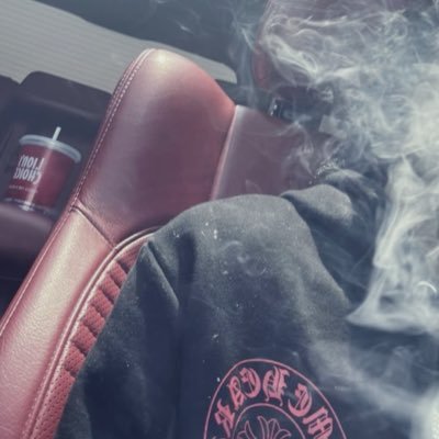 DHunter414's profile picture. 🔞