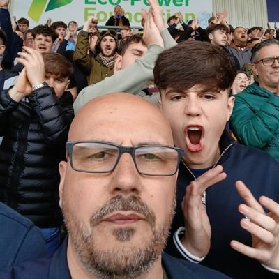 Husband and Dad of two and a big fan of the Mighty Bantams for my sins. ⚽⚽