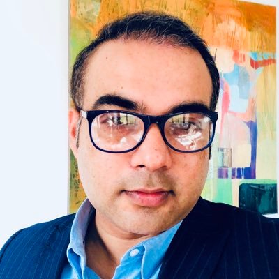 Solicitor Advocate in England and Wales; BPTC, LPC and LLB graduate; BA(Hons), MA in International History; Accredited Supervisor for legal aid