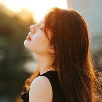 haruka_burogu27's profile picture. 【特殊アフィで月収300万円突破した裏技を伝授】歴5年｜自社ASP有｜自社アフィリエイター30名｜年間売上1.1億超え｜受講生初月15万／2年継続した方は月300万｜稼ぎたくない人はフォロー厳禁｜P.Sポストから読み取れ！