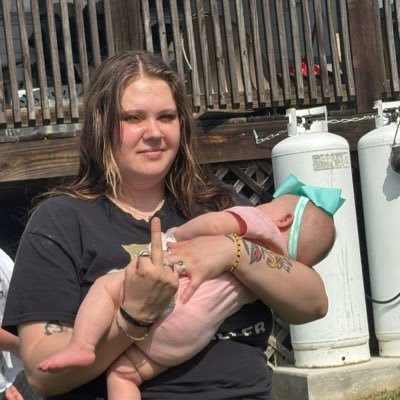 stink_222's profile picture. 