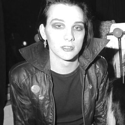 morcegomarx's profile picture. i brought you my bullets you brought me your love