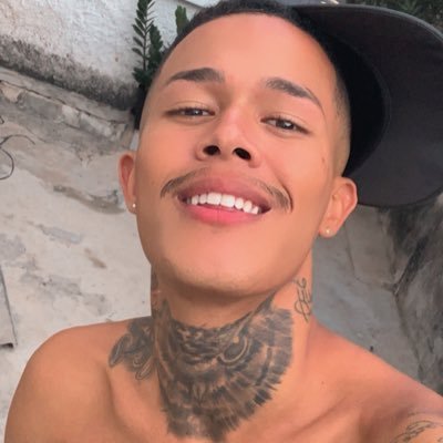 Andreedlc's profile picture. ♥️Mineiro , 🥵Solteiro Uffa , 24 aninhos , versátil 😈🌚 bora se aventura