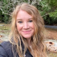 Emily Johnson (@_neverboredwife) 's Twitter Profile