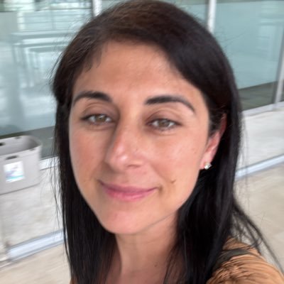 Internista-Geriatra🫀👩🏻⚕️
Soy más alumna que maestra.
Pienso más que lo que escribo.
Opiniones personales.
IG: https://t.co/CT7SeP9CKs
