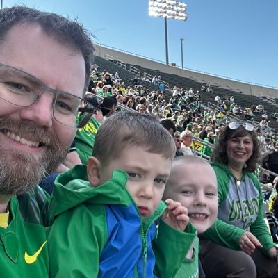 andrewlainesays's profile picture. Decent father. Sorta funny. Kind of a huge nerd. 9x @RipCityMornings #MOTOD winner. constantly telling @chilis to come back to Oregon.