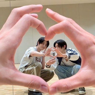 rpf & fan account | mostly 🐰🦊 and 🐱🐻 but multiship friendly | ot5 | mdnf/i | smtms nsfw