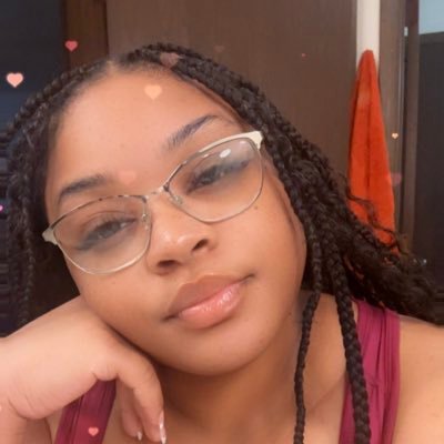 _Lainaaaa's profile picture. “You can’t be hungry for something if you don’t know what starving feels like”