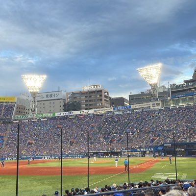 rHPNnSFmSFkEDXh's profile picture. 