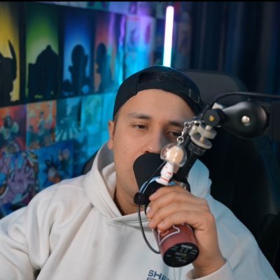 SondiacX's profile picture. 🎮 De Principiante a pro ~ Pero juntos comiendo arroz, -SOS- Sigueme.