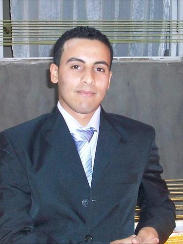 ezzat2003's profile picture. 