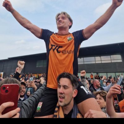 Barnet Fan. Used to be a decent goalkeeper. Host of the @The_BeeBrief Podcast