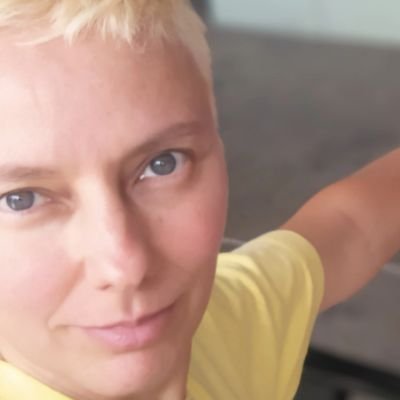 Glorycarmi's profile picture. soprano lirico, scultrice e serigrafa d'arte