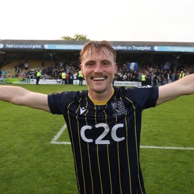 Southend fan | @GusScottmorriss for Ballon d’Or