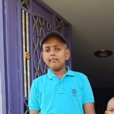 aplayz1378's profile picture. 