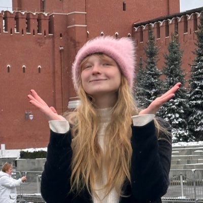 cogitoJr's profile picture. вот мое настоящее лицо без доплаты художнику за портрет