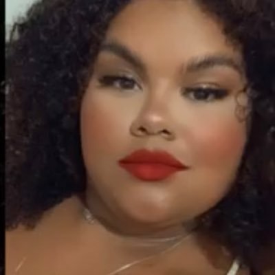 absda__'s profile picture. .🌸🍭💜