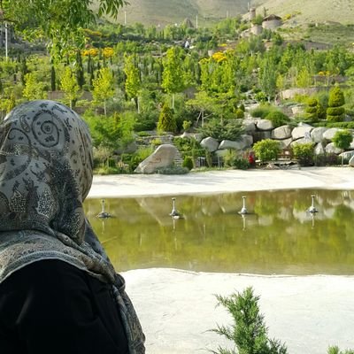 کارشناس ریاضی🍀
علاقه مند به مسائل سیاسی و منطقه .... 🪷🪷🪷
ما زنده به آنیم که آرام نگیریم 🌻🌻🌻🌻