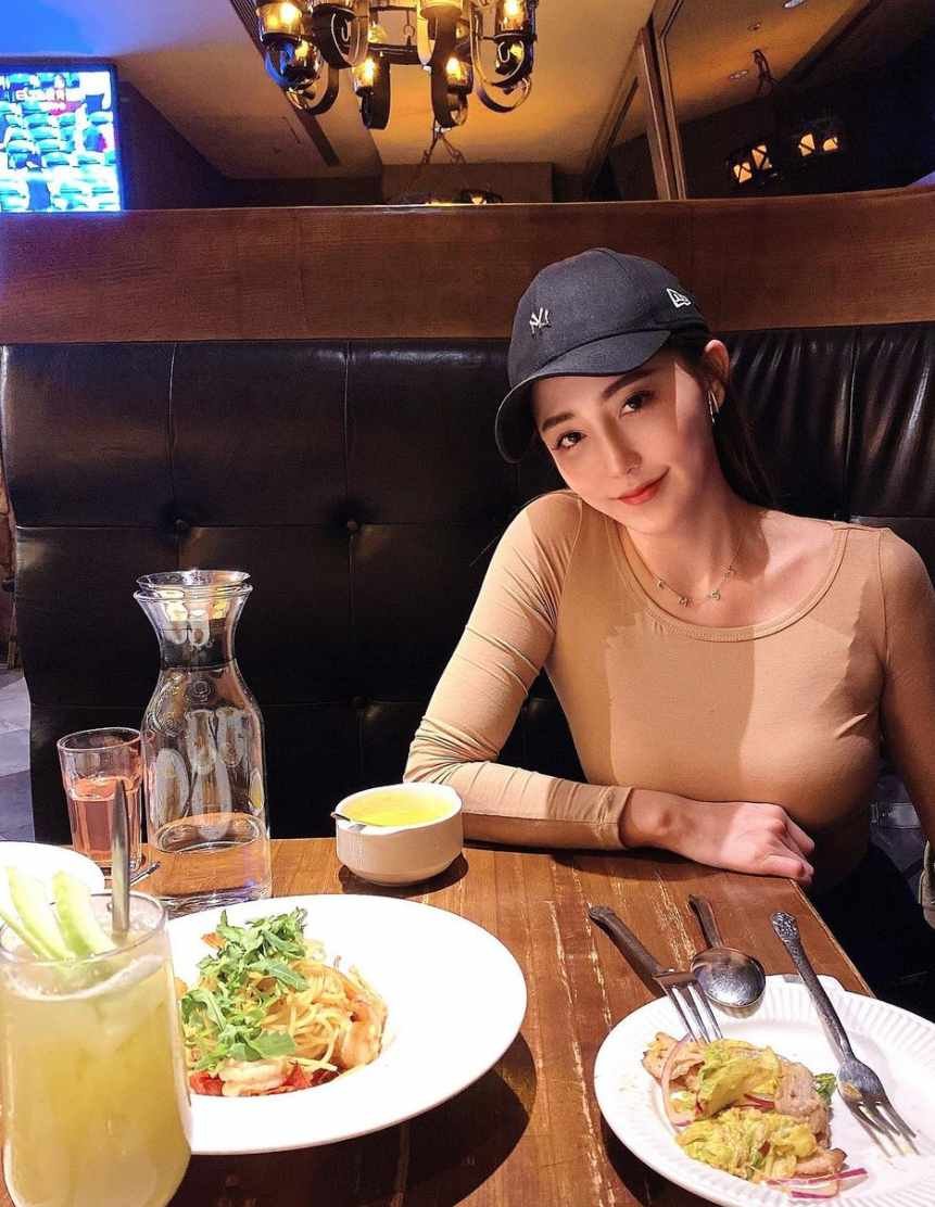 1日で資産を2倍にしましょう! ?
投資の専門家が秘密を明かす!
5万円が500万円、1億円になるかも! ?
短期間で莫大な利益を上げることができる「高騰株」について、完全無料でお教えします!
特別オファー:LINEグループメンバー限定!
📲100名限定、人生を変える一歩を踏み出しましょう👇
