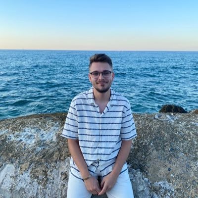 Raysis0's profile picture. @Standard_RSCL❤️🤍 #VforVictory🍯