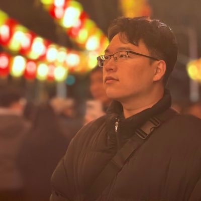 ENFP 人在桃園 這人包包裡面一定有濕紙巾 ，喜歡美式動畫、美式咖啡，還有美美的東西，追求幸福感覺就像阿基里斯永遠追不上烏龜一樣🐢， 雙魚座♓️