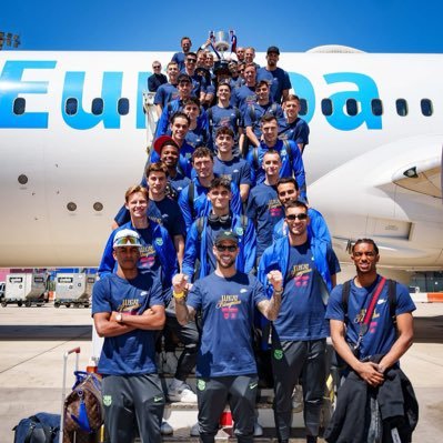 🇲🇷 #Religion~#Famille~#Foot MÈS QUÈ UN CLUB 💙❤ @fcbarcelona @ffrim LM10 G.O.A.T de mon cœur 🐐♥️ Debbo pulho🇲🇷❤️