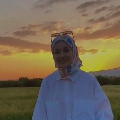 Ahsenstarim's profile picture. Malınla cömert, sırrınla ​​cimri ol. Mal veren aziz, sır veren zelil olur!!