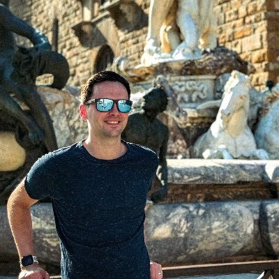 iOS indie dev 🚀 Building ComingUp in public | Sharing every win, mistake, and lesson along the way.