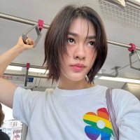 •🌈 (@hyoweione) 's Twitter Profile Photo