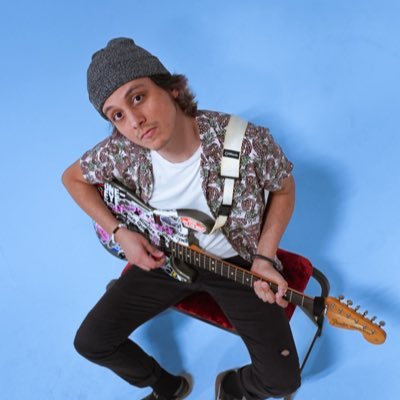 I only use this for boxing news - have a rad band too @lazyghouls